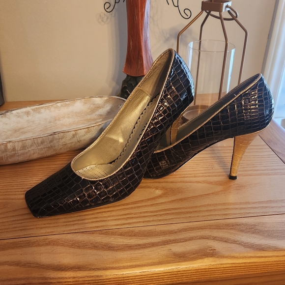 J.Renee Shoes - J.Renee Brown-Gold Croc-Embossed Women's Heels